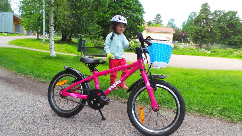 Suoraan ilman apurattaita! (sisältää alekoodin Frog Bikes -pyörään)